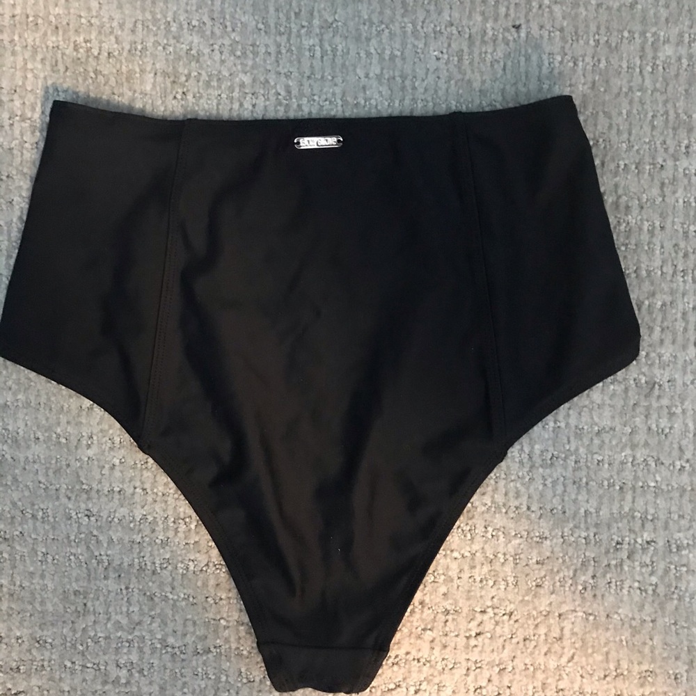 3/$20 Body glove bottoms - Picture 2 of 3